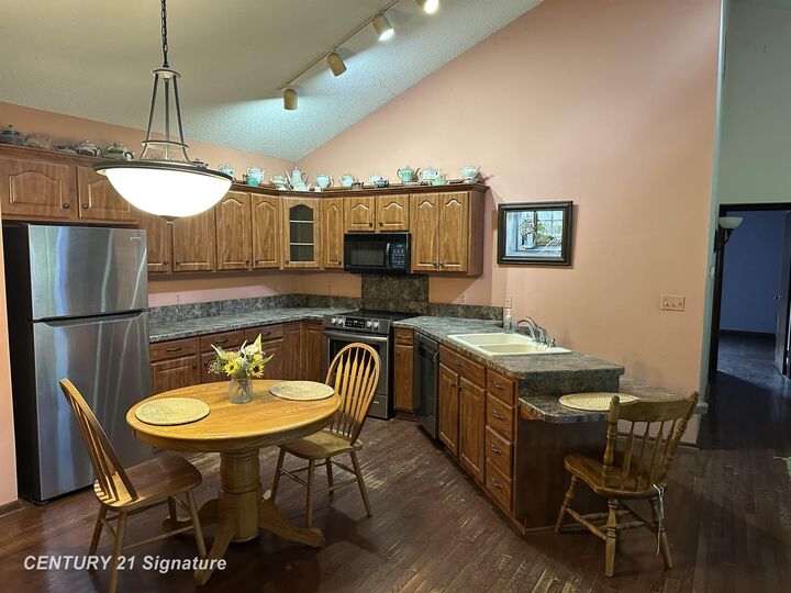 Property Photo: 7320 Gillette Road MI 48433