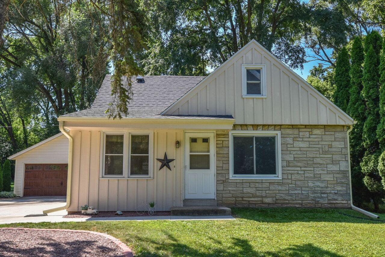 Property Photo: 11007 W Wells St WI 53226