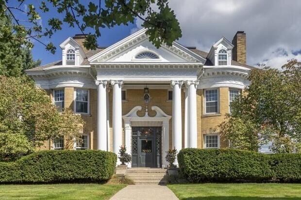 Property Photo:  60 Prospect Avenue NE  MI 49503 