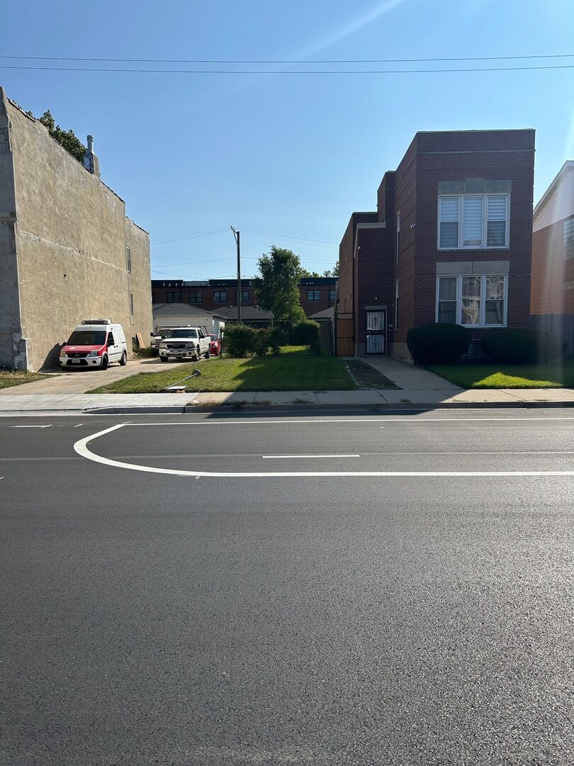 Property Photo: 3333 S Indiana Avenue IL 60616