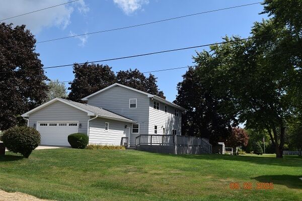 Property Photo: 12609 W Paddock Avenue IL 60087