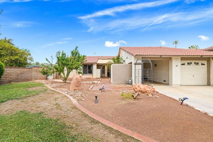 43349 Martini Court B  Palm Desert CA 92260 photo