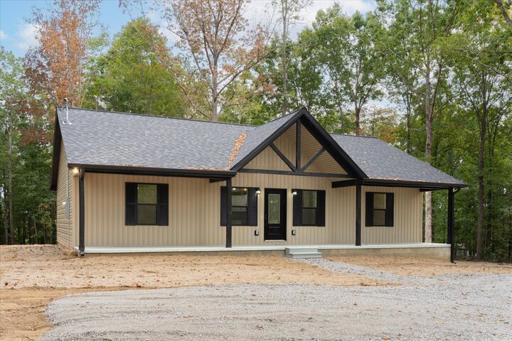 Property Photo: 316 Jim Lyle Road TN 37050
