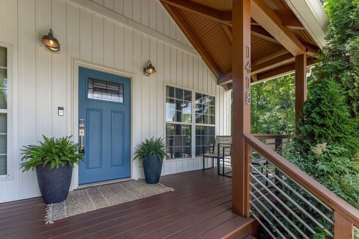 Property Photo:  1418 Ridge Rd  TN 37055