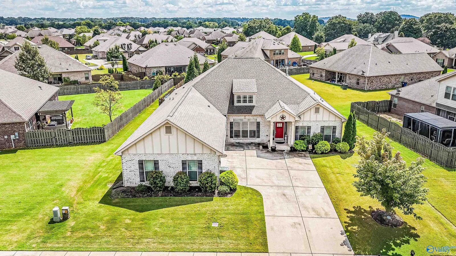 Property Photo: 3 Candle Street AL 35824