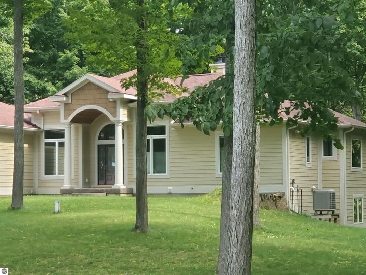 Property Photo:  2594 Blue Meadow Drive  MI 49685 
