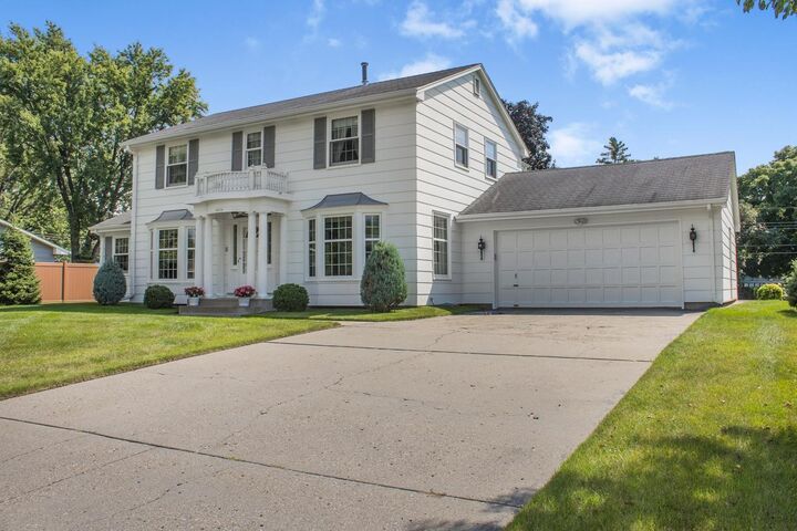 Property Photo:  4509 Hibiscus Avenue  MN 55435 