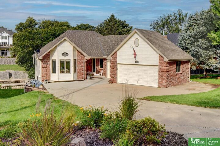 Property Photo:  8883 Verdon Circle  NE 68048 