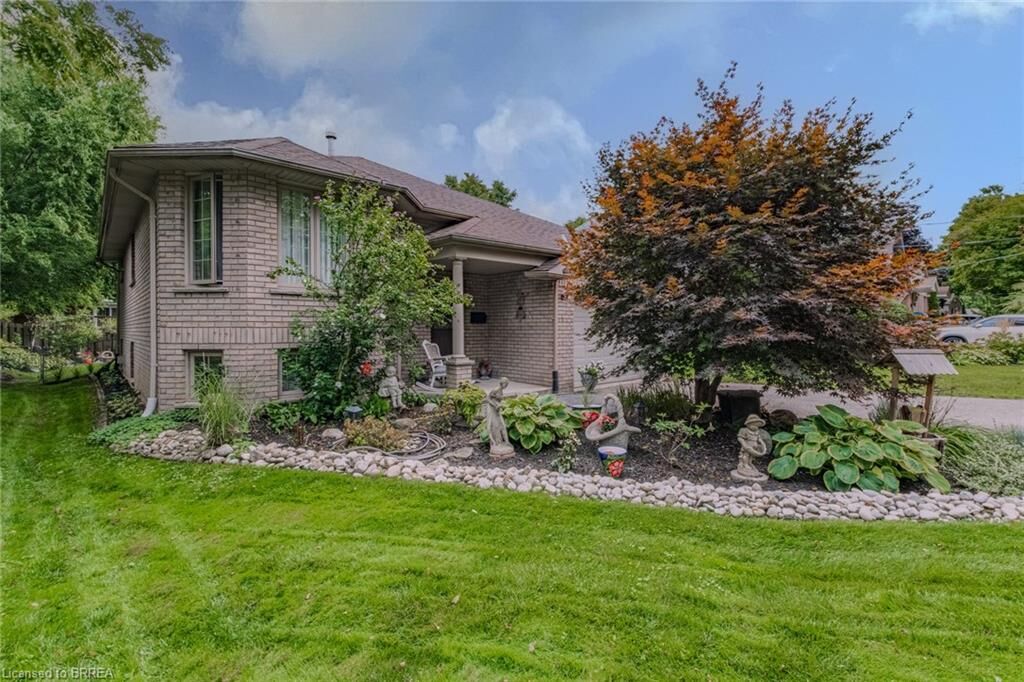 Photo de la propriété: 52 Amelia Street ON N3L 1Z6