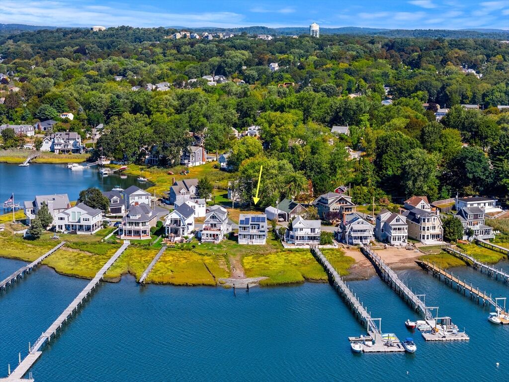 Property Photo:  12 Fosters Point  MA 01915 