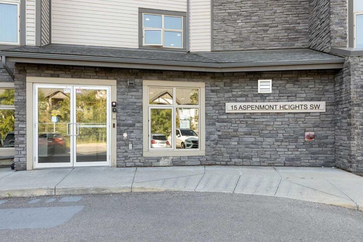Photo de la propriété:  15 Aspenmont Heights SW 227  AB T3H 0E3 