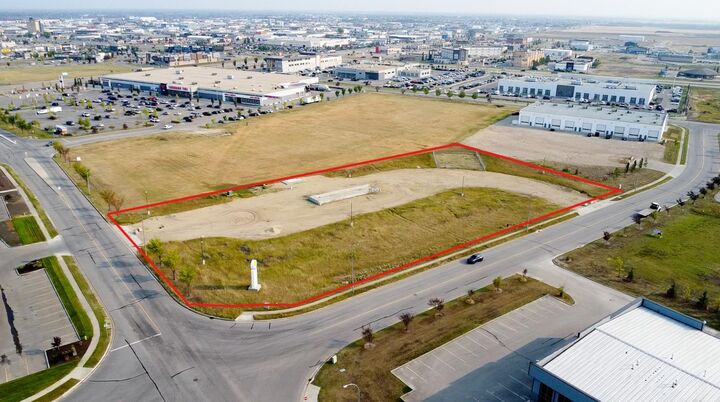 Property Photo: 10301 118 Street AB T8V 3X9
