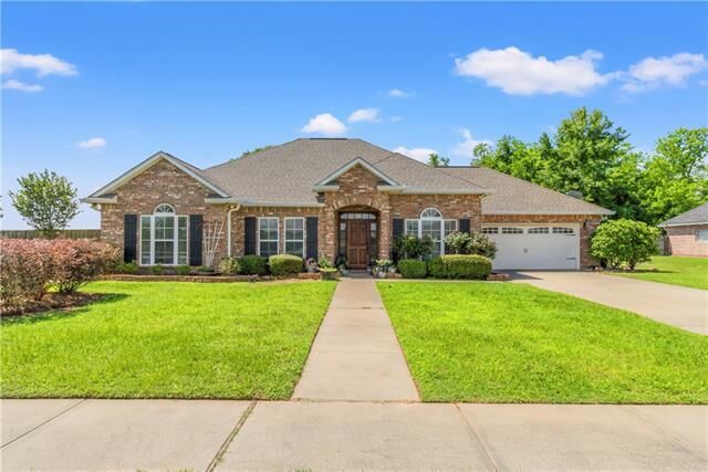 Property Photo:  207 Alice St.  LA 71457 