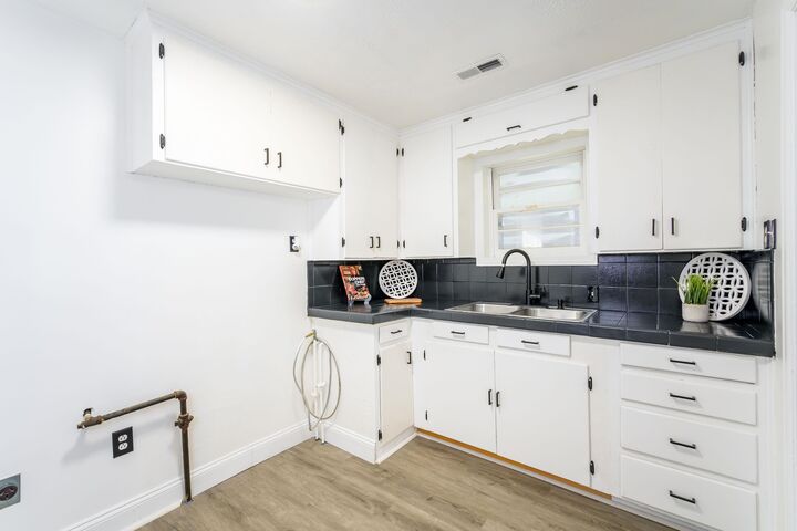 Property Photo:  159 N Young St  KS 67212-2252