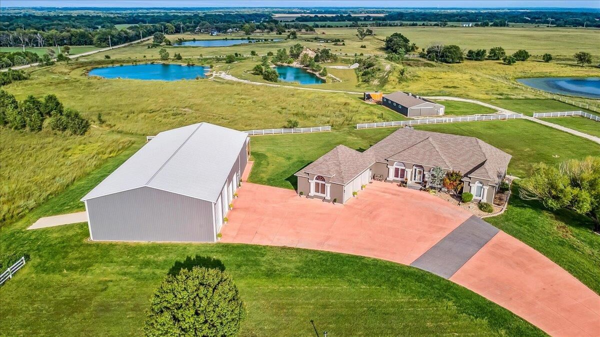 Property Photo: 6070 SW Santa Fe Lake Rd KS 67010