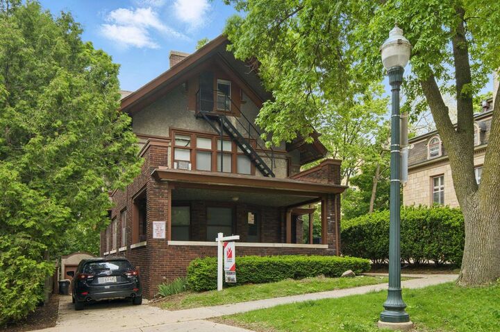 Property Photo:  515 North Pinckney Street  WI 53703 