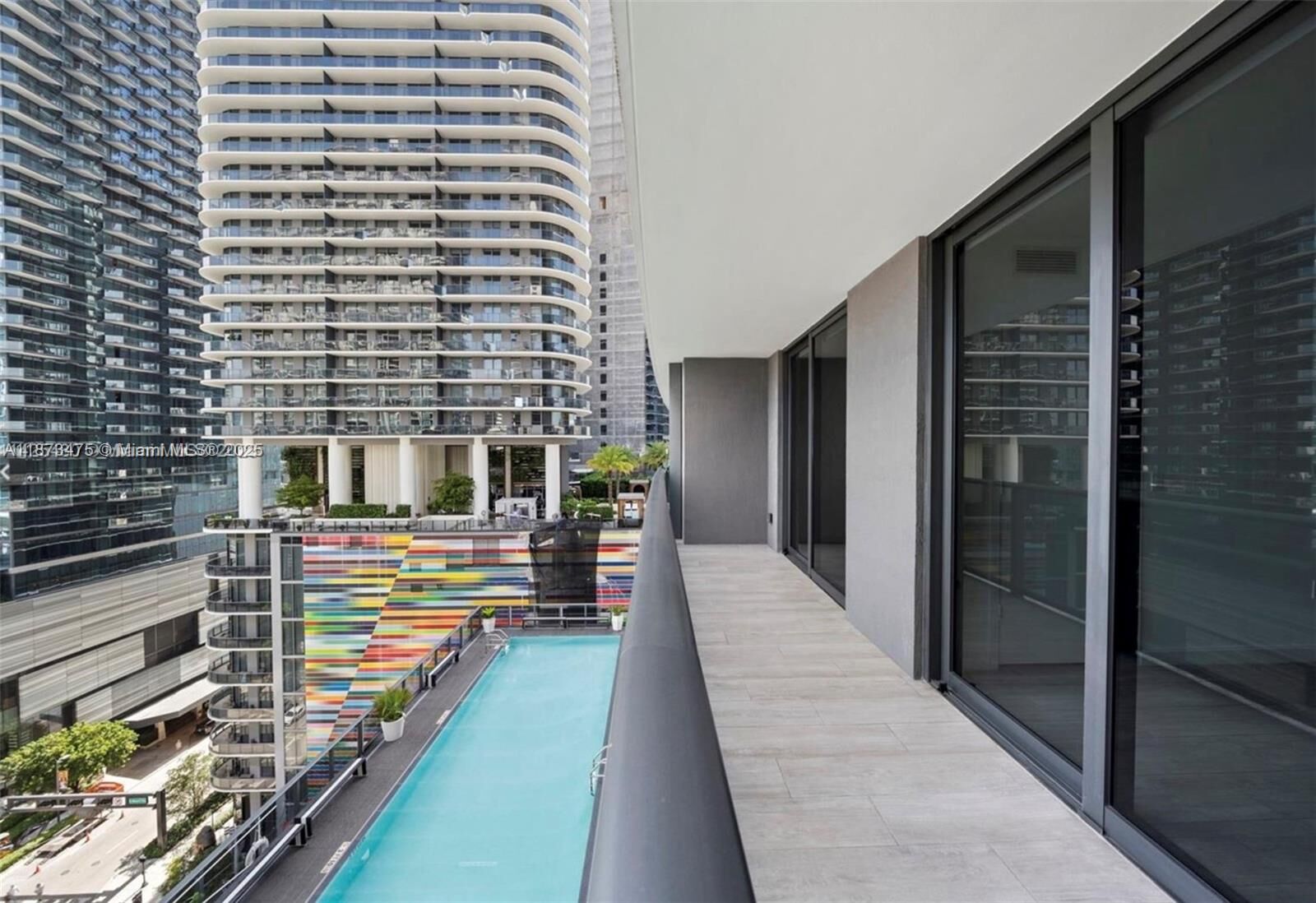 Property Photo: 45 SW 9th 1110 FL 33130