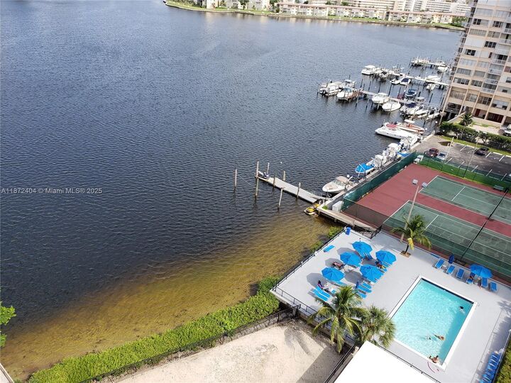 2780 NE 183rd St 908  Aventura FL 33160 photo