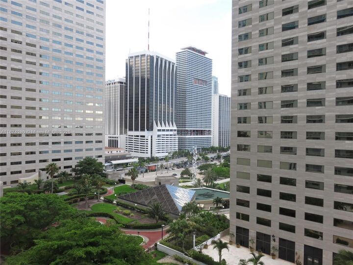 Property Photo:  335 S Biscayne Blvd 1508  FL 33131 