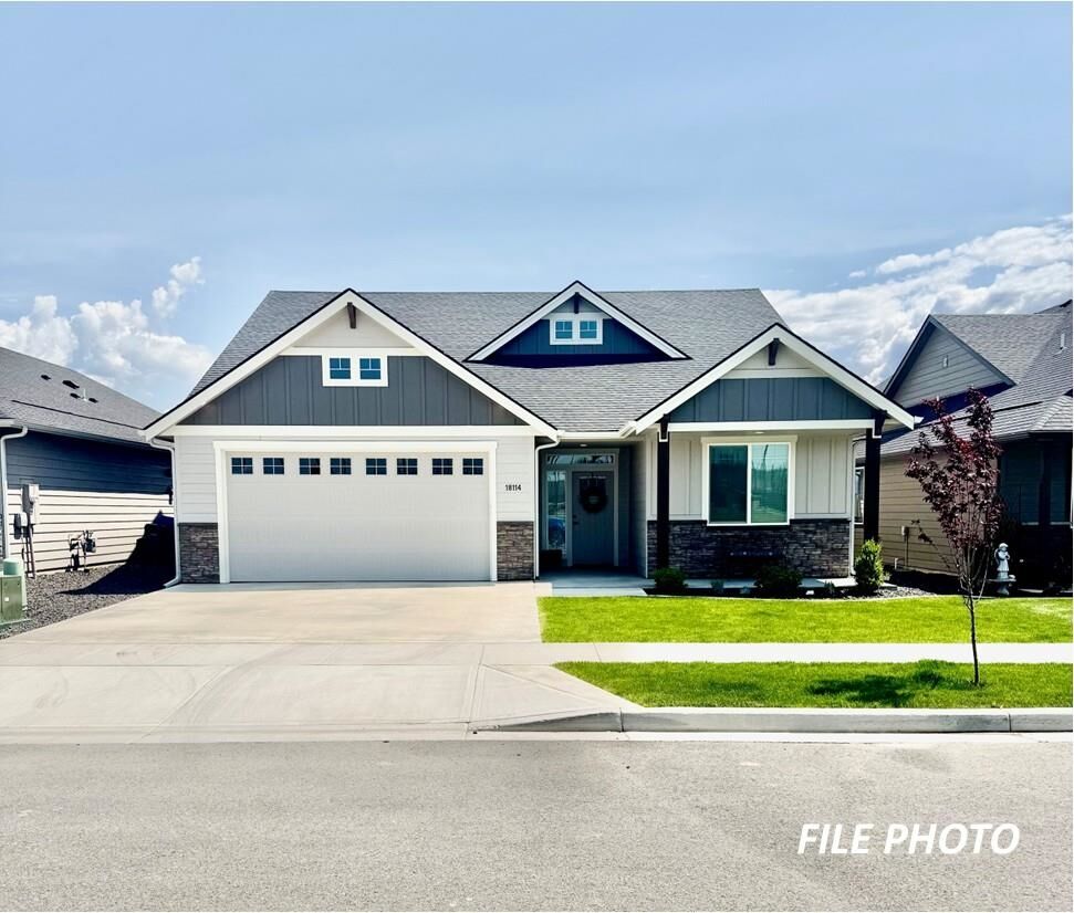 Property Photo:  18185 N Morton Ct  WA 99005 
