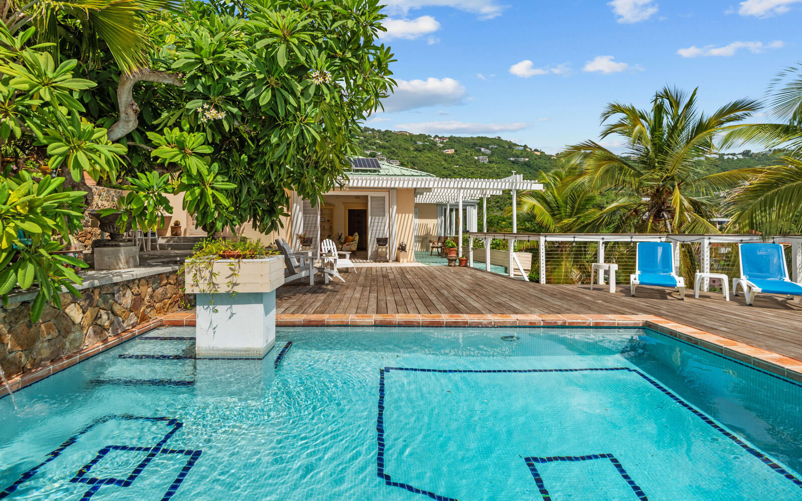 Property Photo: 12, 13, 14 Murphys Gade VI 00802