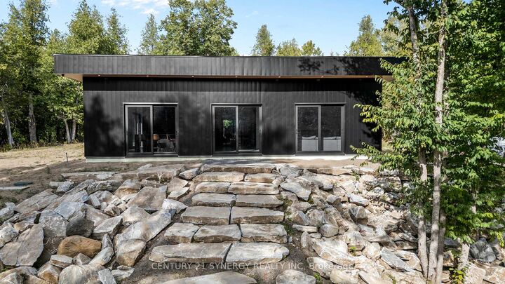 Property Photo: 1840 Eady Road ON K7V 3Z8