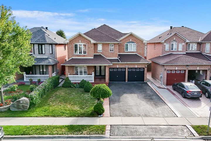 486 Fernforest Drive  Brampton ON L6R 2V4 photo