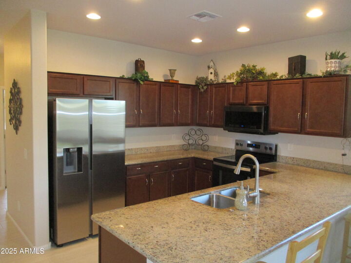 Property Photo:  10317 W Papago Street  AZ 85353 