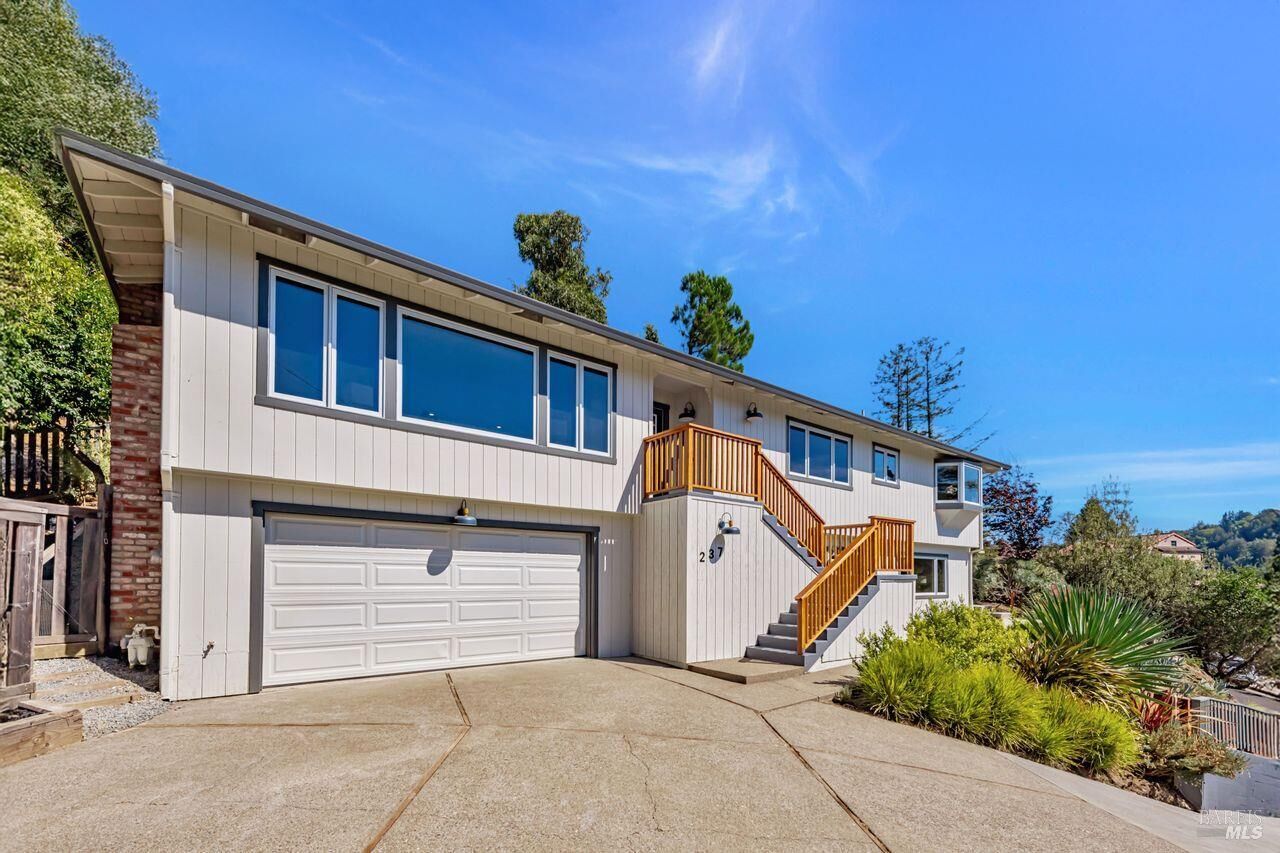 Property Photo:  237 Santa Margarita Drive  CA 94901 