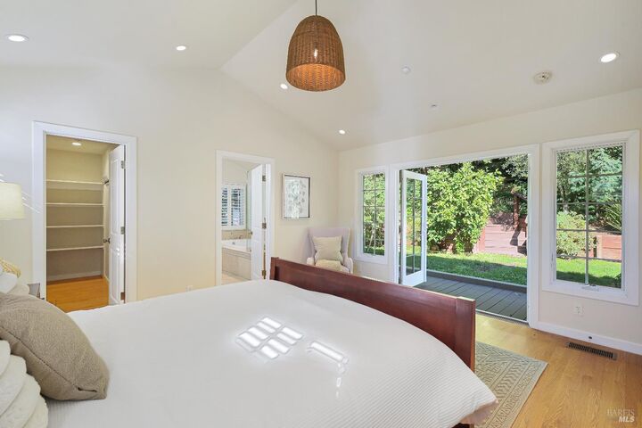 Property Photo: 2 Alvina Avenue CA 94901