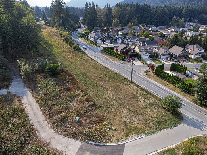 Property Photo: 66026 Kawkawa Lake Road 3 BC V0X 1L1