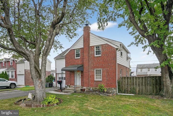 Property Photo:  1214 Macdade Boulevard  PA 19094 