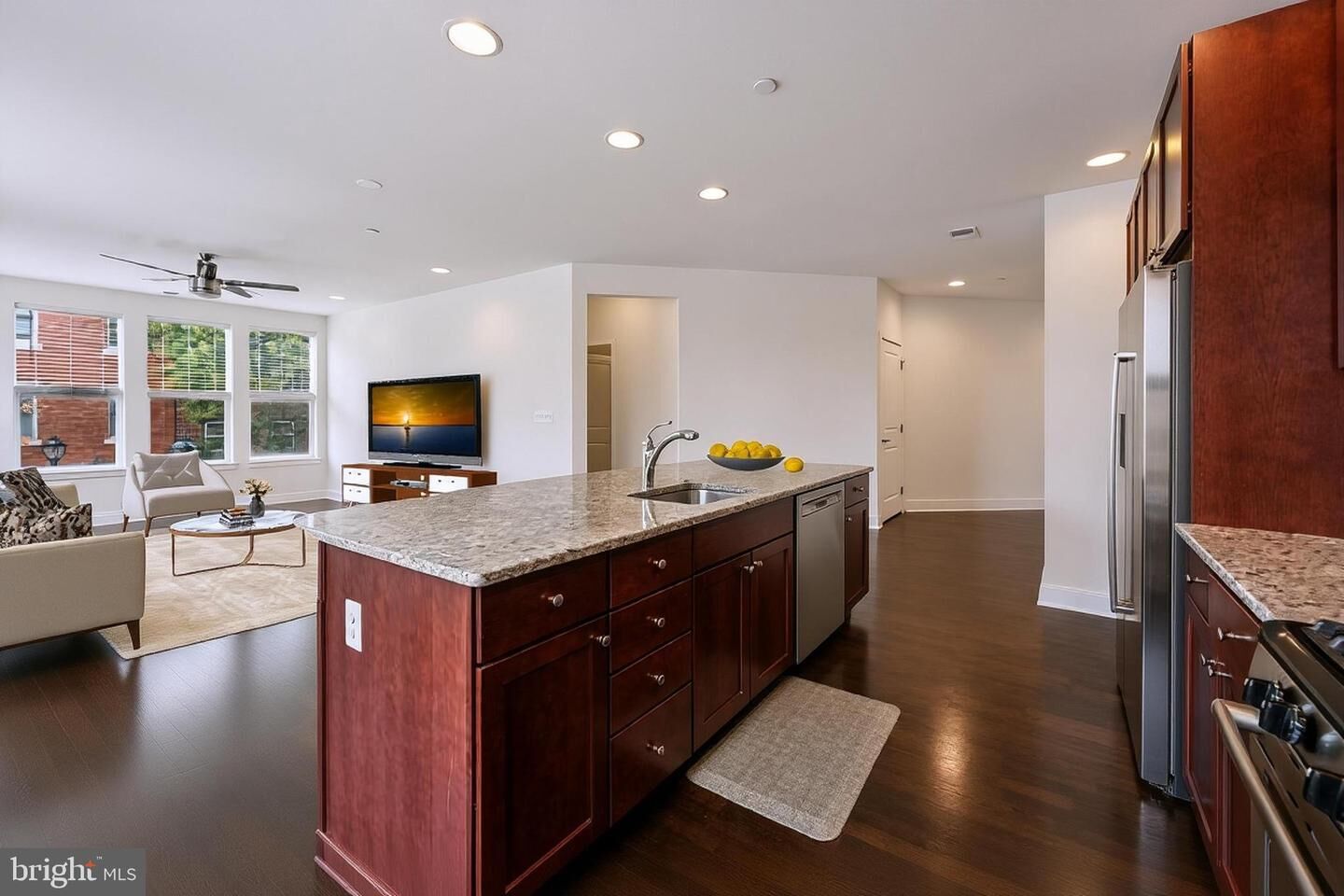 Property Photo:  600 S 24th Street 203  PA 19146 