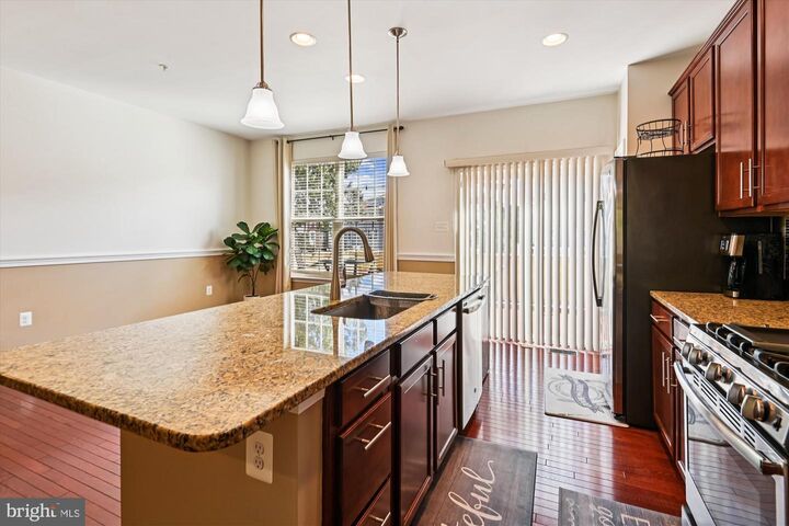 Property Photo:  120 Kindred Way  MD 21061 