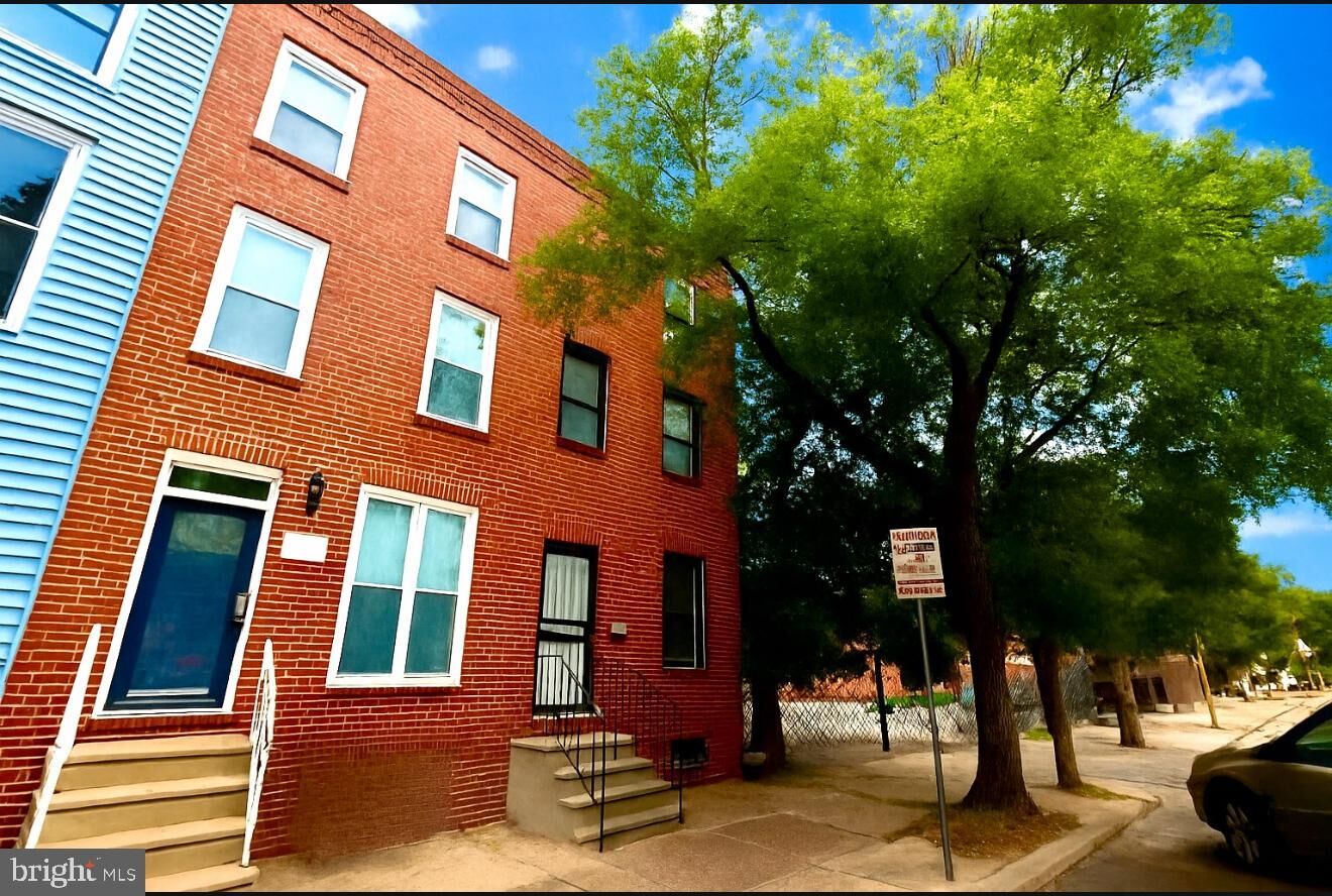 Property Photo:  549 Mosher Street  MD 21217 