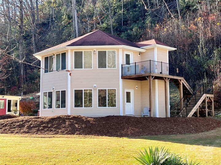 214 Locust Cove Road  Marion NC 28752 photo