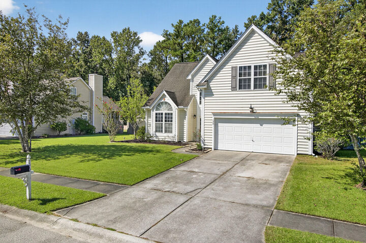 Property Photo: 172 Thousand Oaks Circle SC 29445