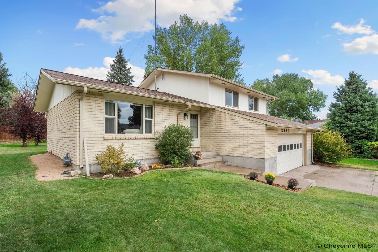 Property Photo:  2340 Pattison Ave  WY 82009 