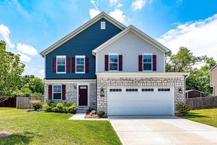 1221 Waterbury Drive  Carlisle OH 45005 photo