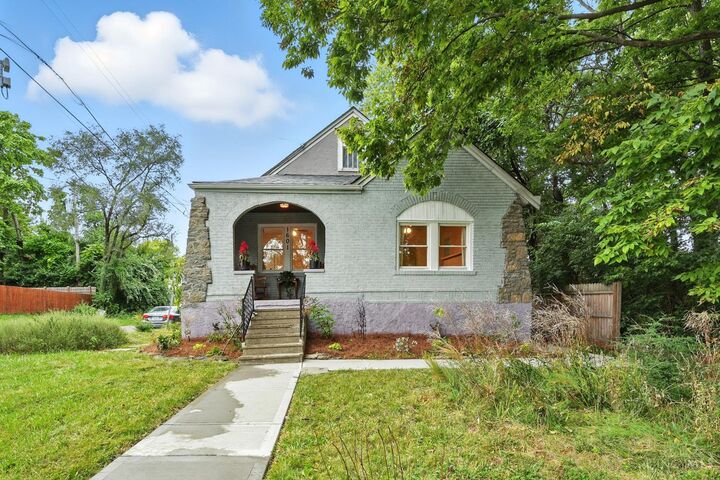 1601 Manss Avenue  Cincinnati OH 45205 photo