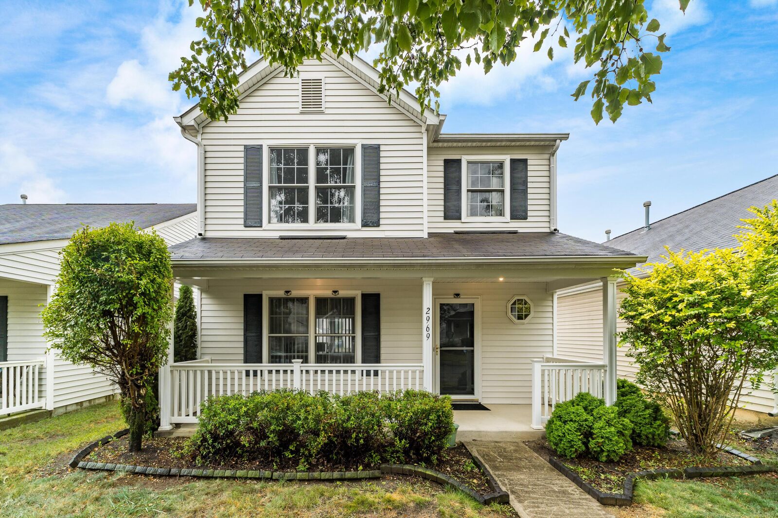 Property Photo:  2969 Legionary Street  OH 43207 