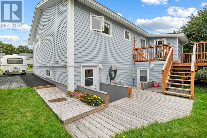 Property Photo:  26 Tweedsmuir Place  NL A1N 2L8 