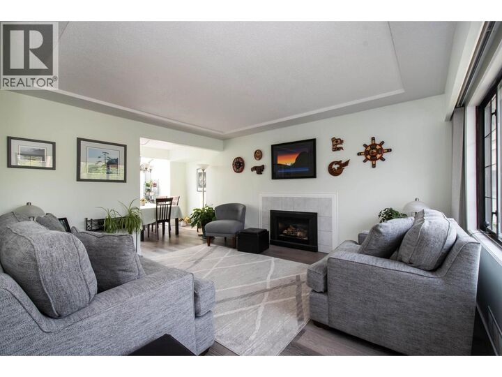Photo de la propriété:  847 East 13th Street  BC V7L 2M8 