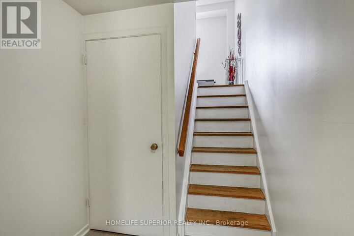 Property Photo:  121 Centennial Road 57  ON M1C 1Z7 