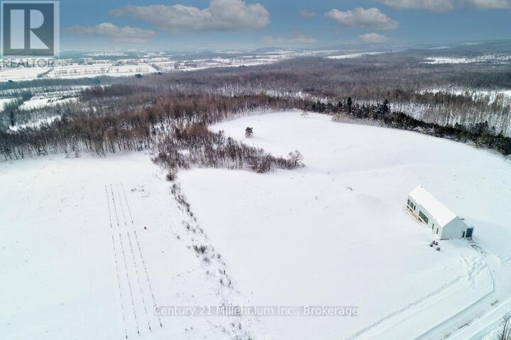 Property Photo: 138406 Grey Road 112 ON N4L 1W5