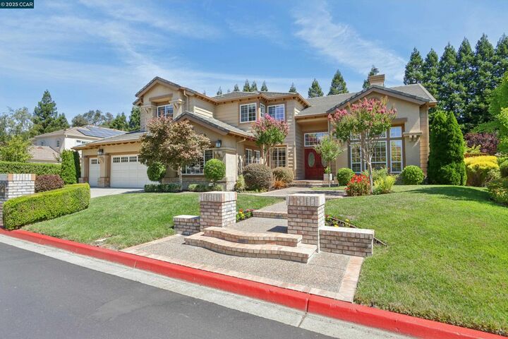 Property Photo: 132 Victoria Pl CA 94506
