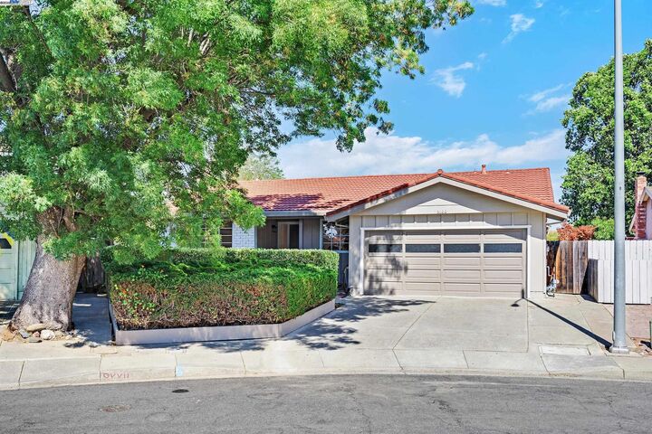 3100 Mackenzie Pl.  Fremont CA 94536 photo