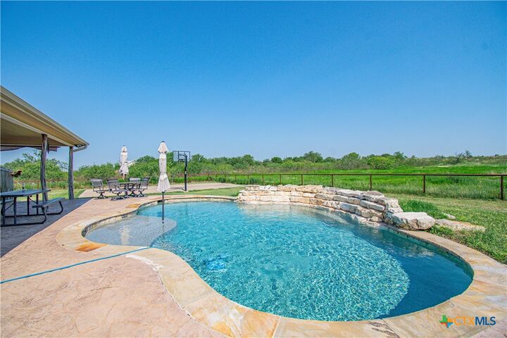Property Photo: 5620 Cedar Creek Road TX 76504