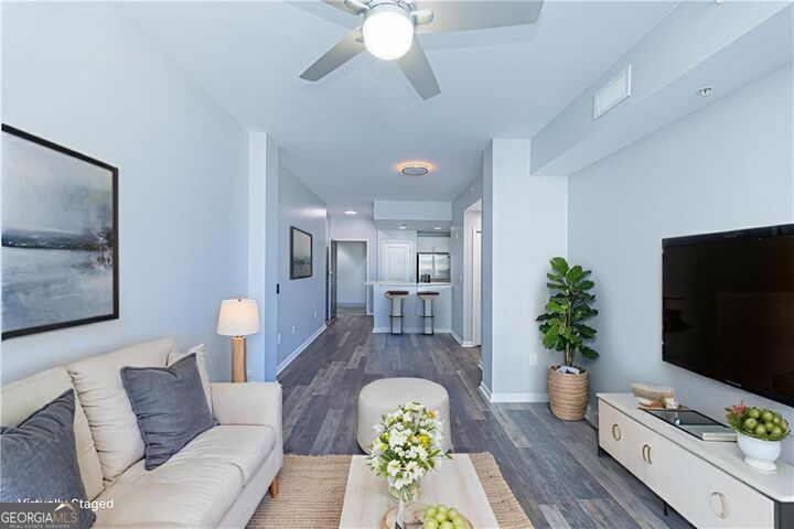 Property Photo:  3040 Peachtree Road NW 613  GA 30305 