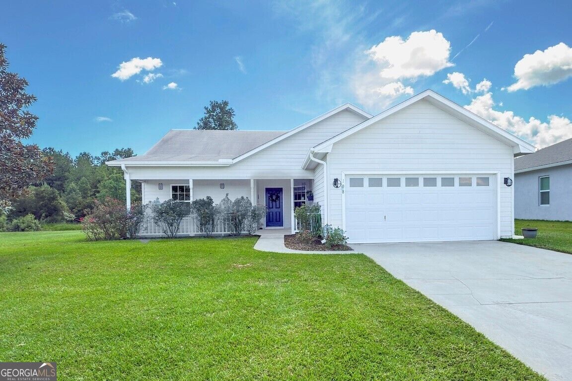 Property Photo:  108 Walnut Way  GA 31548 